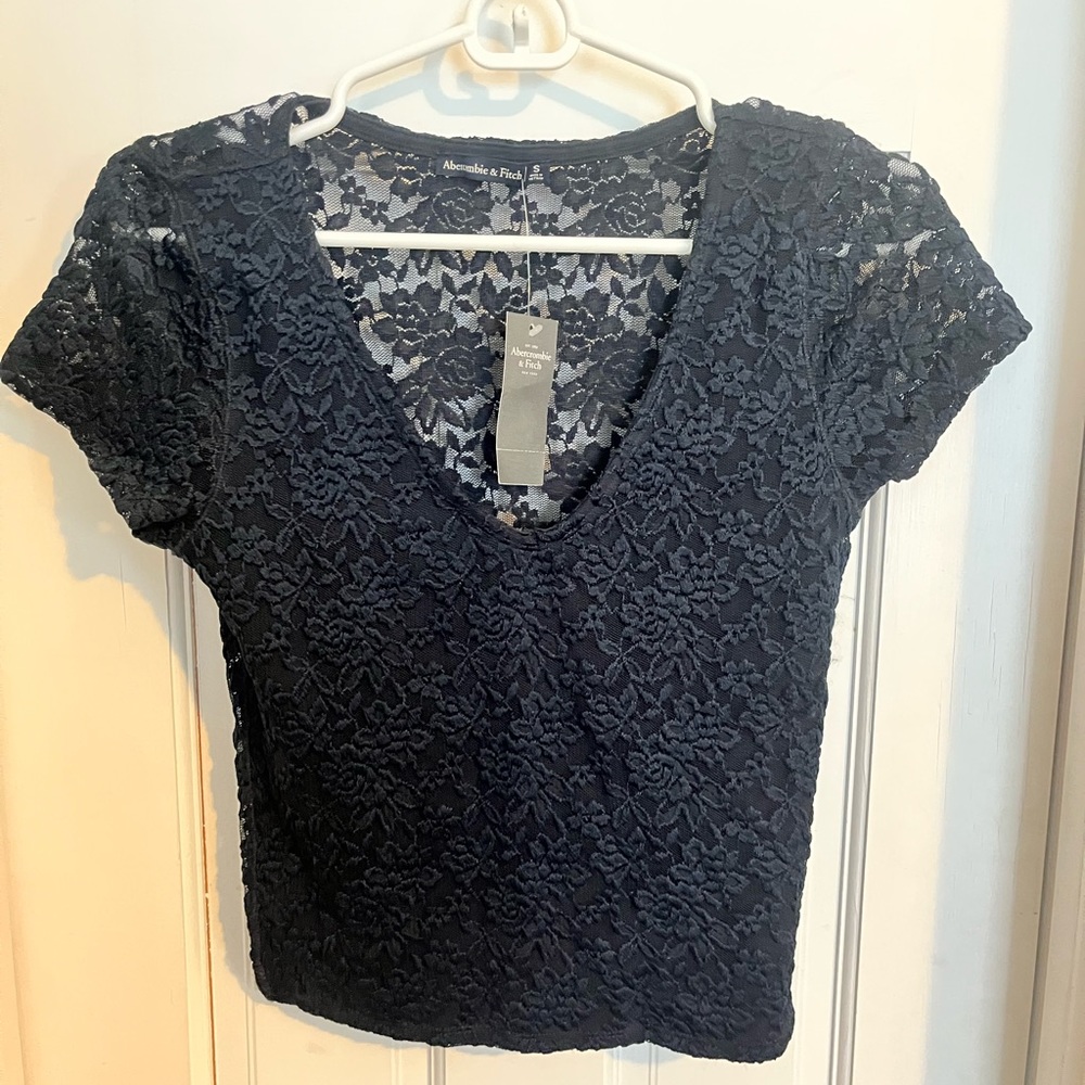 Abercrombie & Fitch navy blue laced semi-crop top